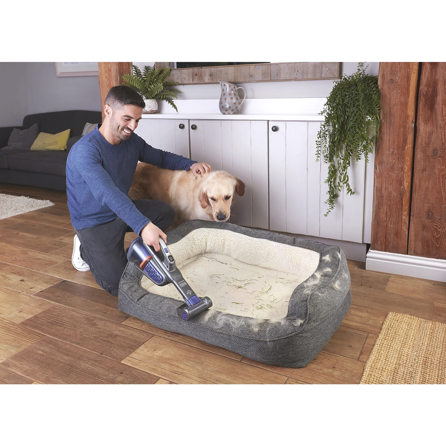 BLACK & DECKER BHHV520BFP 18V El Süpürgesi İncelemesi: Evcil Hayvan Tüyleri ve Küçük Temizlikler İçin Pratik Çözüm